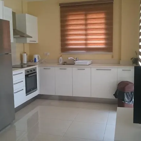 Rezial Apartment Larnaca